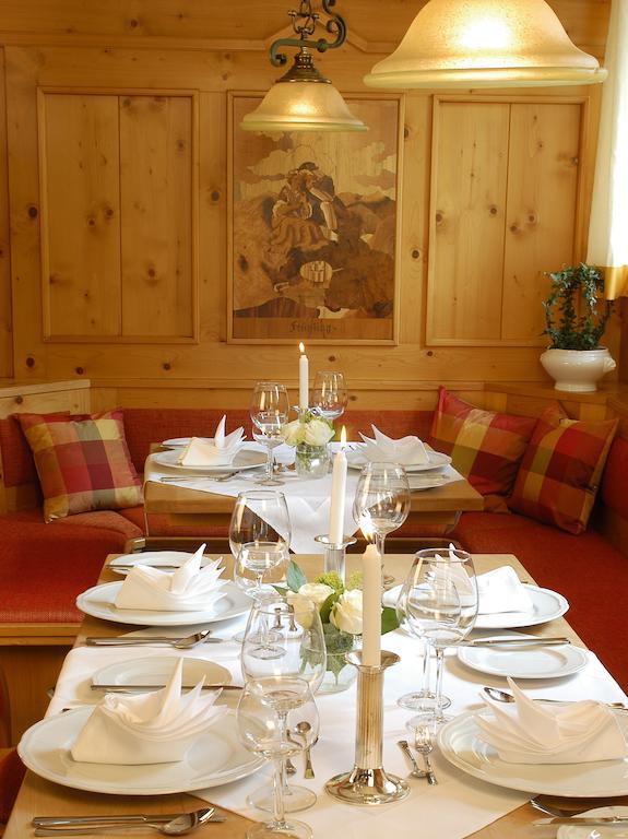 Landgasthof Und Hotel Weisser Lowe Eckental Екстериор снимка
