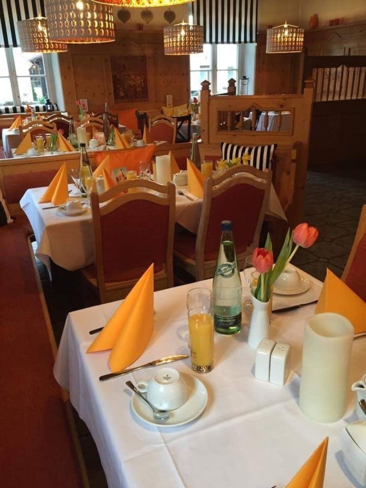 Landgasthof Und Hotel Weisser Lowe Eckental Екстериор снимка