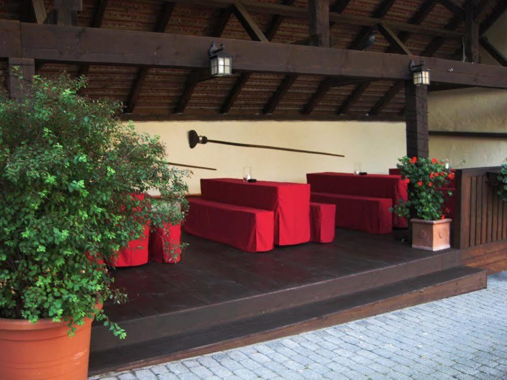 Landgasthof Und Hotel Weisser Lowe Eckental Екстериор снимка